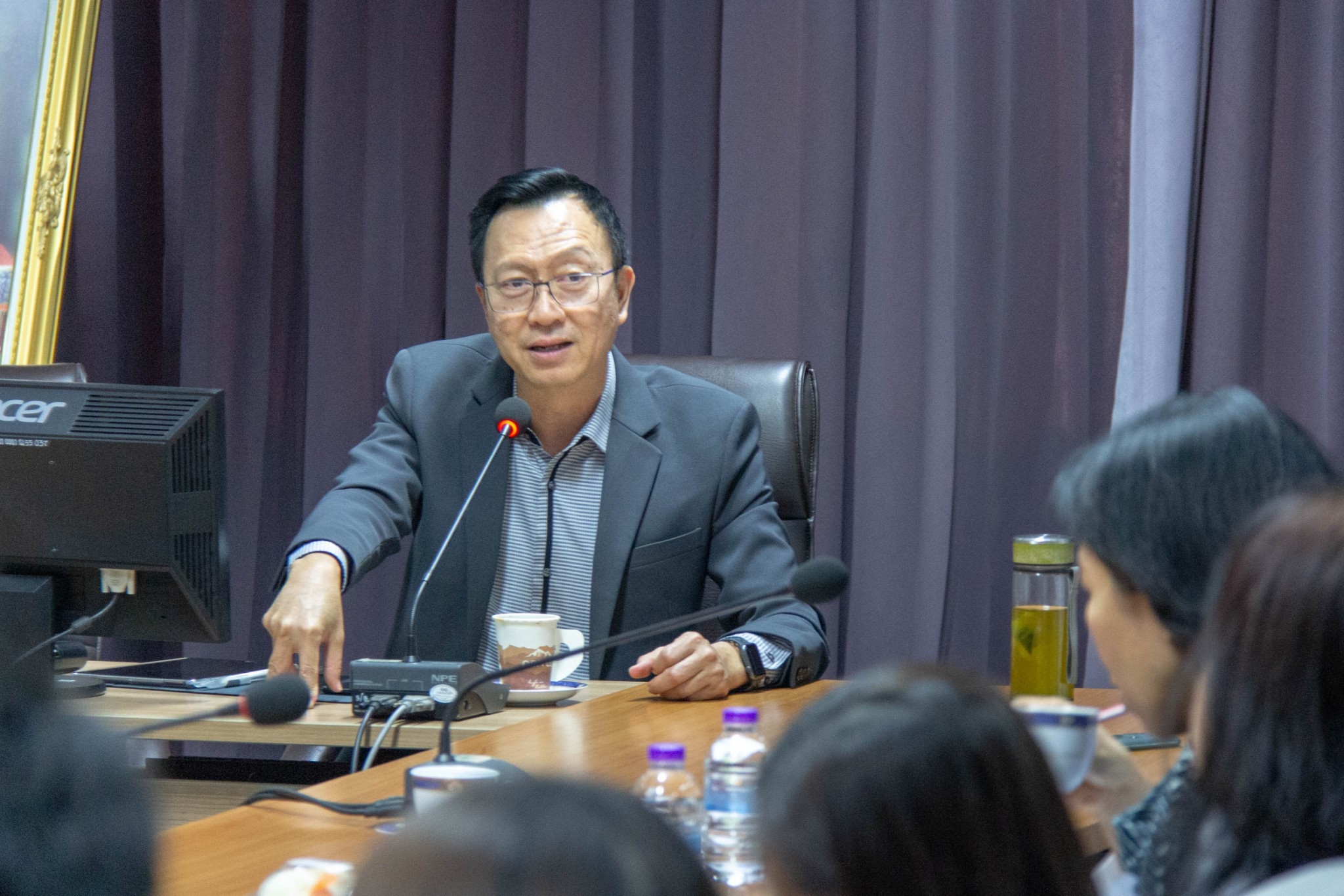 คณะการสื่อสารมวลชน เตรียมเปิดตัวสำนักข่าวอ่างแก้ว ลุยข่าวเลือกตั้ง 62 พร้อมดึงนักวิชาการ นักศึกษานิติศาสตร์และรัฐศาสตร์ มช. ร่วมกับไทยพีบีเอสและพันธมิตร ผนึกกำลังจัดรายการพิเศษจับตาเลือกตั้ง 62 คณะการสื่อสารมวลชน เตรียมเปิดตัวสำนักข่าวอ่างแก้ว ลุยข่าวเลือกตั้ง 62 พร้อมดึงนักวิชาการ นักศึกษานิติศาสตร์และรัฐศาสตร์ มช. ร่วมกับไทยพีบีเอสและพันธมิตร ผนึกกำลังจัดรายการพิเศษจับตาเลือกตั้ง 62