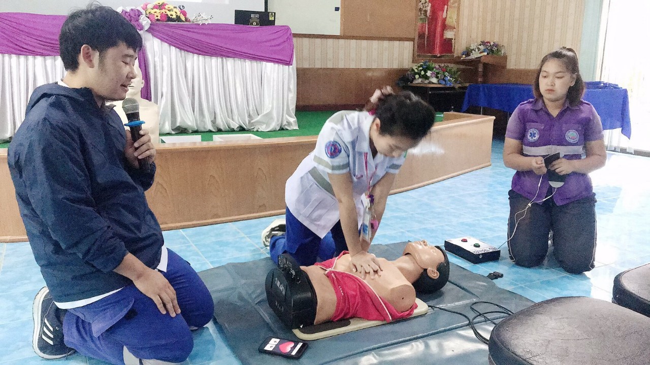 โรงพยาบาลฝาง จัดอบรมอาสาสมัครฉุกเฉินพื้นที่ตำบลแม่งอนและตำบลโป่งน้ำร้อน อำเภอฝาง จังหวัดเชียงใหม่ โรงพยาบาลฝาง จัดอบรมอาสาสมัครฉุกเฉินพื้นที่ตำบลแม่งอนและตำบลโป่งน้ำร้อน อำเภอฝาง จังหวัดเชียงใหม่