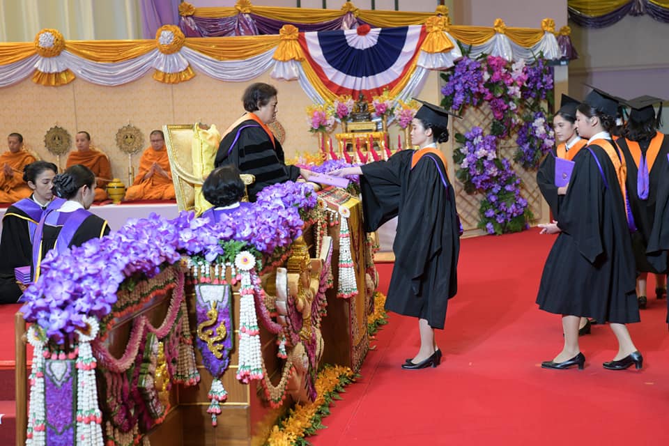 พิธีพระราชทานปริญญาบัตร ครั้งที่ 54 ของมหาวิทยาลัยเชียงใหม่ พิธีพระราชทานปริญญาบัตร ครั้งที่ 54 ของมหาวิทยาลัยเชียงใหม่