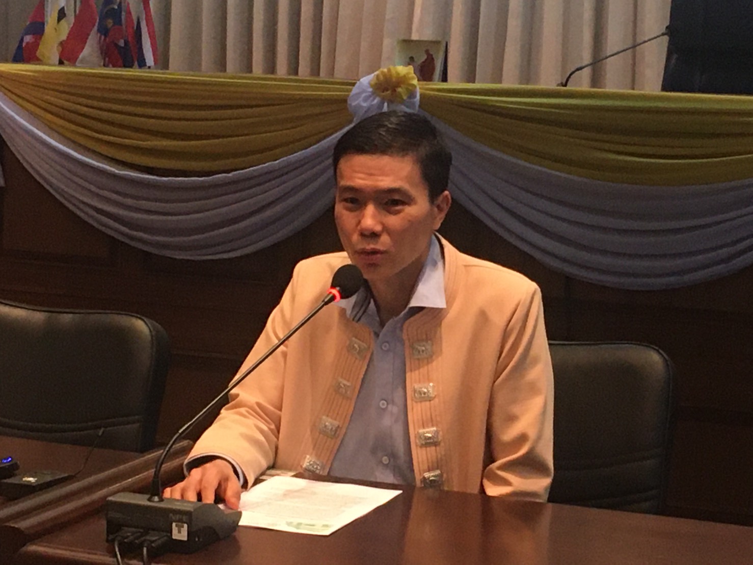 เทศบาลนครเชียงใหม่แถลงงดจัดกิจกรรมในประพณีสงกรานต์ (ปี๋ใหม่เมือง) แต่ยังมีการตกแต่งเมืองและจัดนิทรรศการบางจุด เพื่อป้องกันและควบคุมการแพร่ระบาดของเชื้อโควิด-19 เทศบาลนครเชียงใหม่แถลงงดจัดกิจกรรมในประพณีสงกรานต์ (ปี๋ใหม่เมือง) แต่ยังมีการตกแต่งเมืองและจัดนิทรรศการบางจุด เพื่อป้องกันและควบคุมการแพร่ระบาดของเชื้อโควิด-19