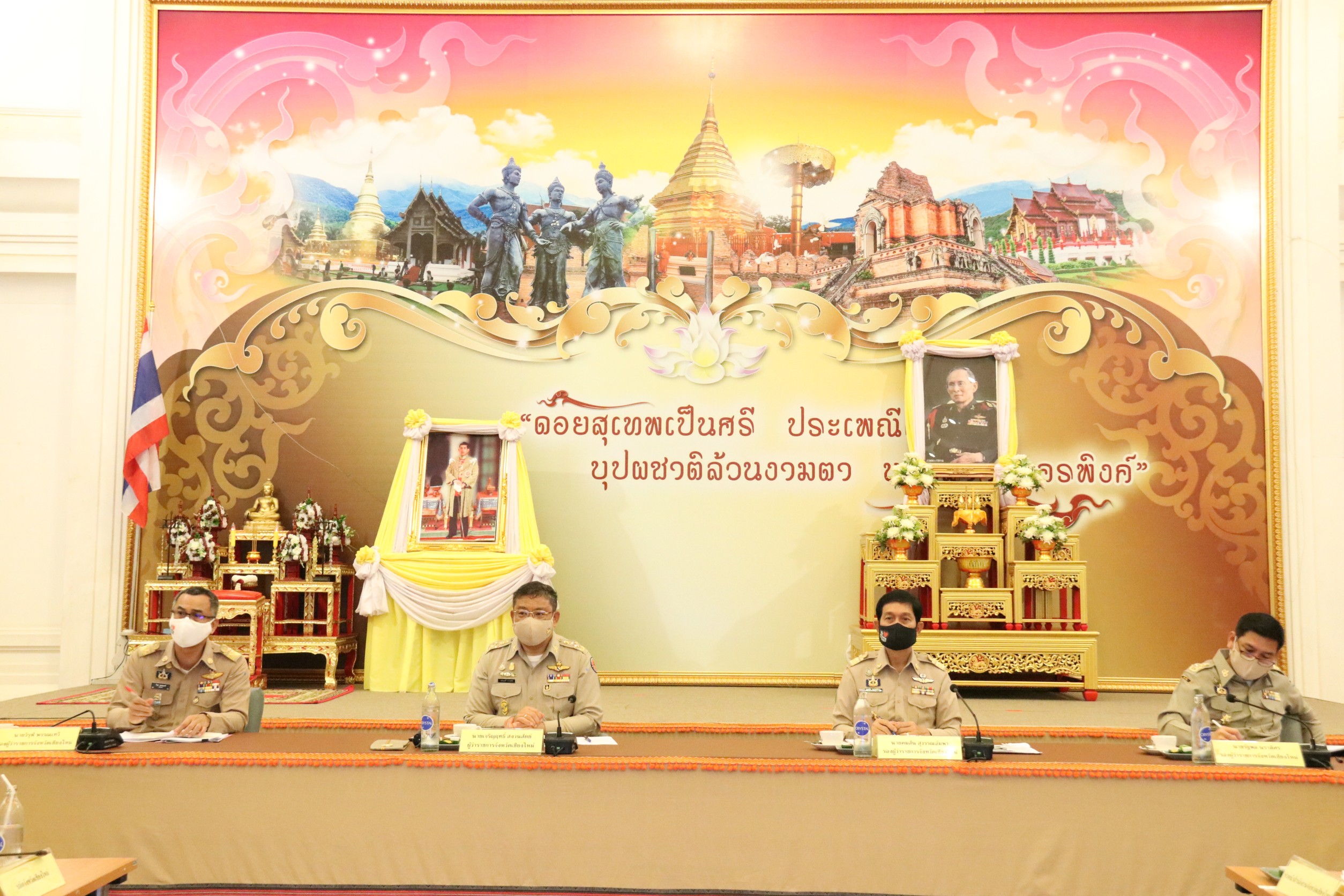 จังหวัดเชียงใหม่ ยังคงมาตรการป้องกันโควิด-19 อย่างเข้มข้น แม้จะควบคุมสถานการณ์การระบาดของโรคได้แล้ว จังหวัดเชียงใหม่ ยังคงมาตรการป้องกันโควิด-19 อย่างเข้มข้น แม้จะควบคุมสถานการณ์การระบาดของโรคได้แล้ว