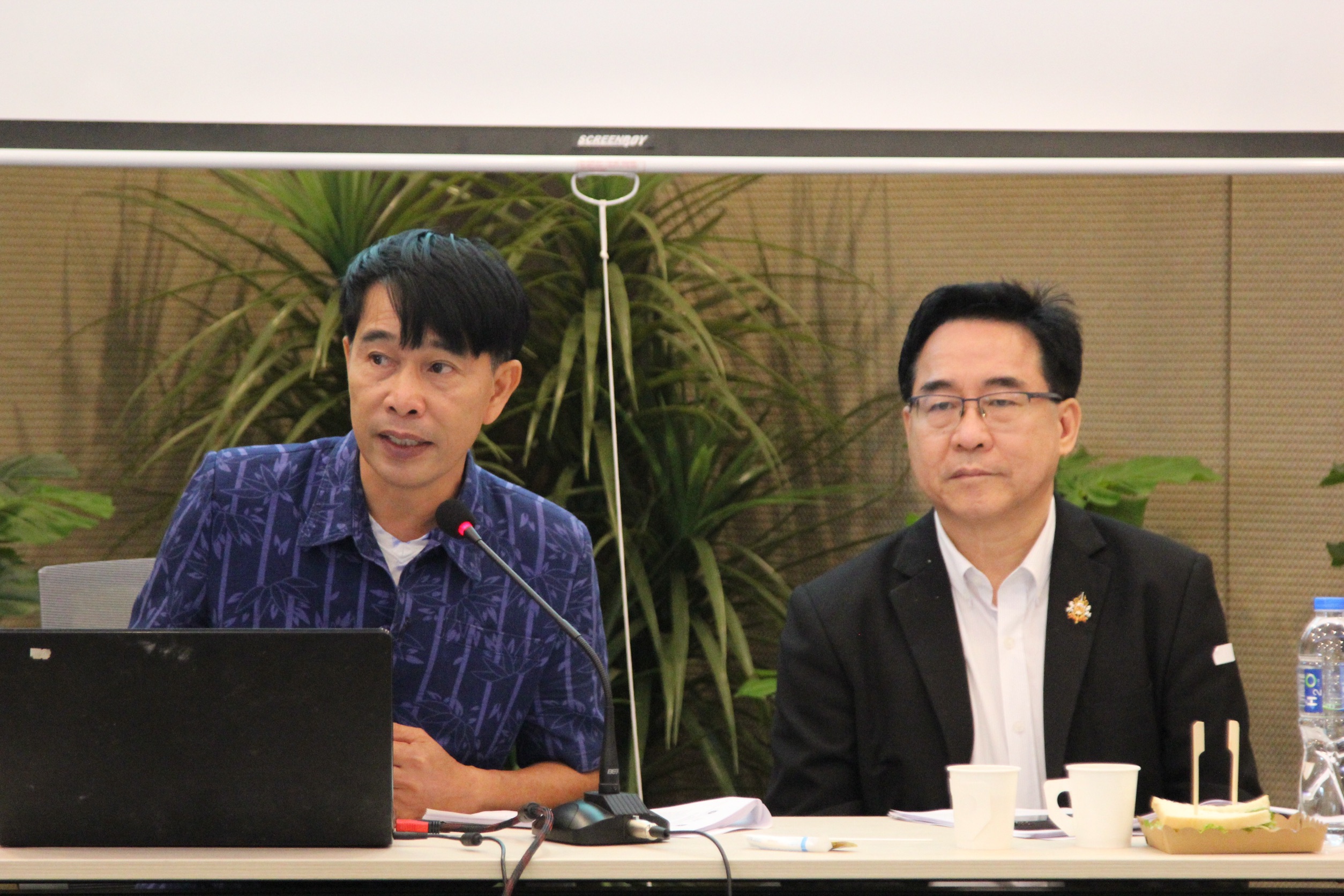 คณะอนุกรรมการบริหารจัดการหมอกควันภาคเหนือ เขตพื้นที่ 1 ประชุมแลกเปลี่ยนแลกเปลี่ยนความคิดเห็นการแก้ไขปัญหาหมอกควันไฟป่า เพื่อขับเคลื่อนนโยบายและยุทธศาสตร์การจัดการปัญหาหมอกควันที่มีผลกระทบต่อสุขภาพ คณะอนุกรรมการบริหารจัดการหมอกควันภาคเหนือ เขตพื้นที่ 1 ประชุมแลกเปลี่ยนแลกเปลี่ยนความคิดเห็นการแก้ไขปัญหาหมอกควันไฟป่า เพื่อขับเคลื่อนนโยบายและยุทธศาสตร์การจัดการปัญหาหมอกควันที่มีผลกระทบต่อสุขภาพ