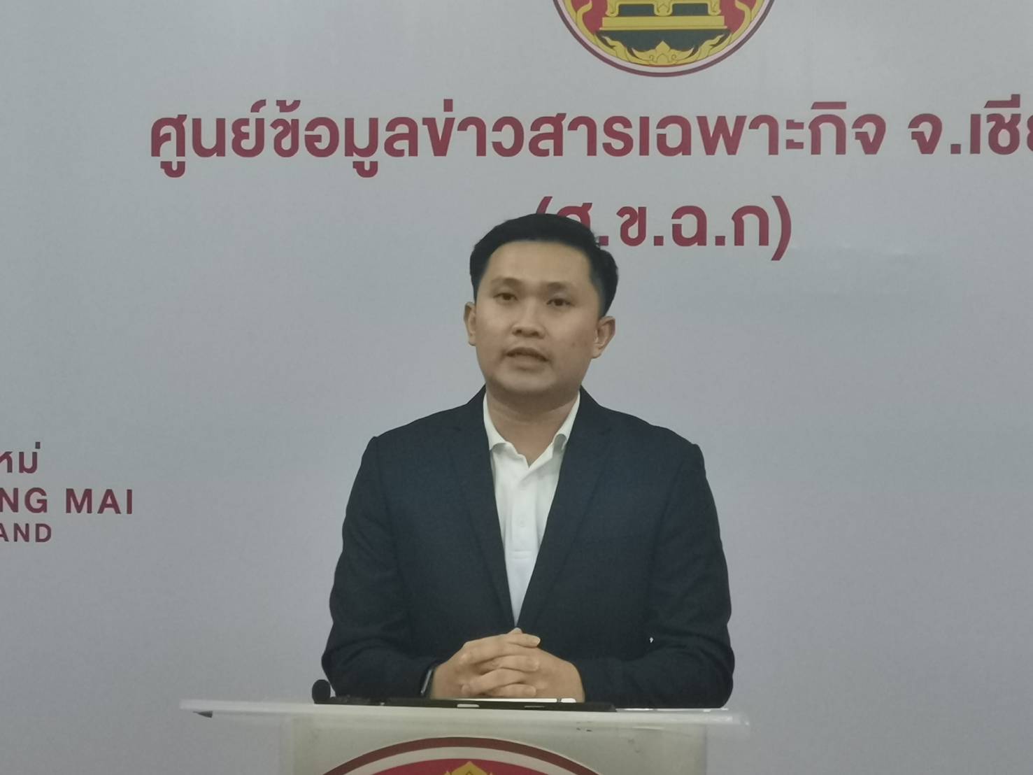 เชียงใหม่พบผู้ติดโควิด-19 เพิ่มอีก 1 ราย เดินทางมาจากระยอง ขณะที่ทีมสอบสวนโรคเชียงใหม่ตรวจพบผู้สัมผัสได้ทั้งหมดแล้ว 127 ราย เสี่ยงสูงที่เดินทางมาด้วย 3 ราย ผลตรวจเป็นลบ ตอบโจทย์ได้ชัดถึงมาตรการควบคุมโรคที่เข้มข้นของจังหวัดเชียงใหม่ เชียงใหม่พบผู้ติดโควิด-19 เพิ่มอีก 1 ราย เดินทางมาจากระยอง ขณะที่ทีมสอบสวนโรคเชียงใหม่ตรวจพบผู้สัมผัสได้ทั้งหมดแล้ว 127 ราย เสี่ยงสูงที่เดินทางมาด้วย 3 ราย ผลตรวจเป็นลบ ตอบโจทย์ได้ชัดถึงมาตรการควบคุมโรคที่เข้มข้นของจังหวัดเชียงใหม่