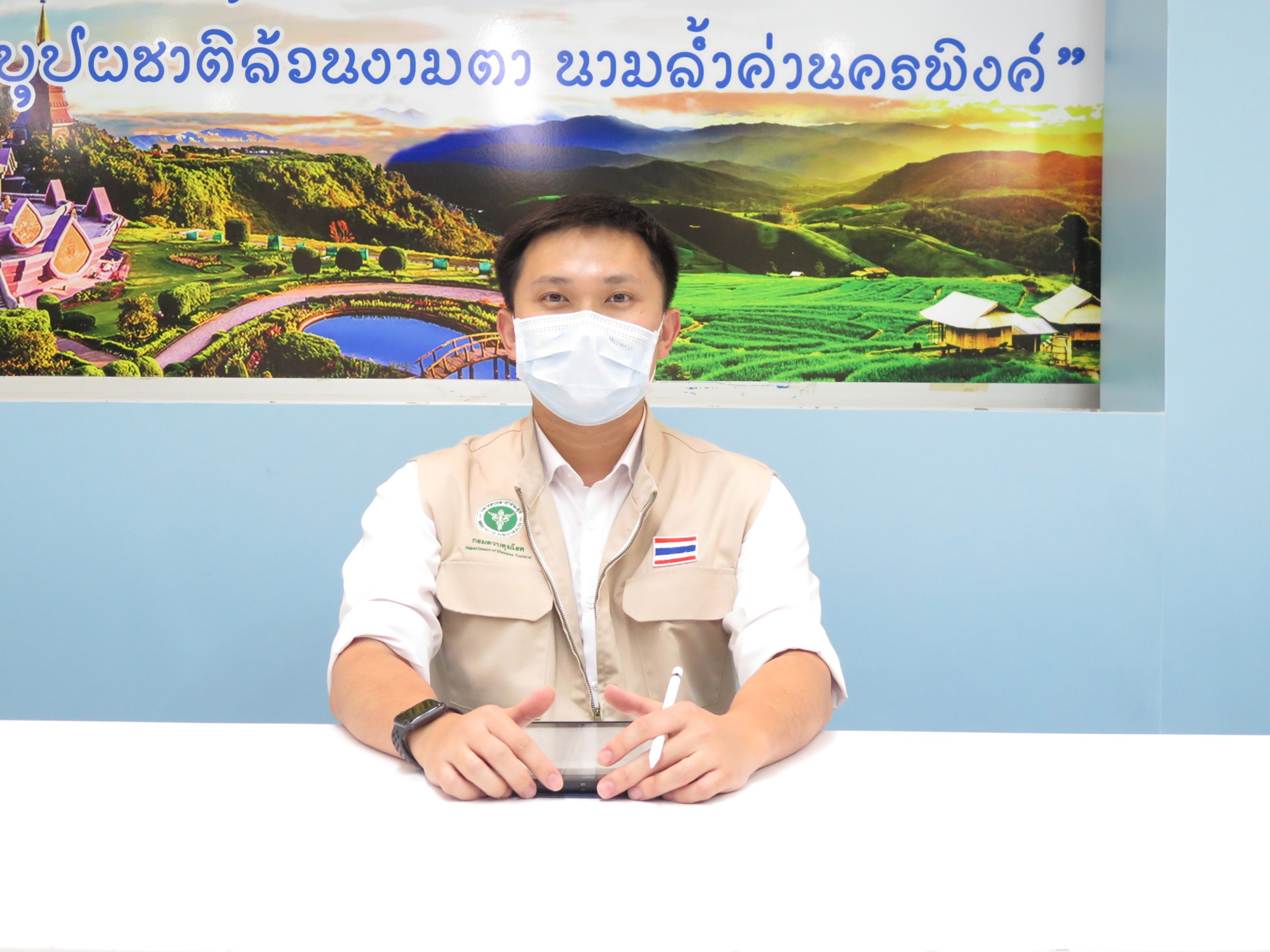 เชียงใหม่ตรวจพบผู้ป่วยโควิด-19 เพิ่มอีก 2 ราย ทุกรายล้วนเชื่อมโยงกับผู้ป่วยรายที่ 50 ของเชียงใหม่ และร้านวอร์มอัพ ใครไปเที่ยวช่วง 31 ธ.ค. 63 – 3 ม.ค. 64 ถือเป็นผู้สัมผัสเสี่ยงสูง เข้ารับการตรวจด่วน เชียงใหม่ตรวจพบผู้ป่วยโควิด-19 เพิ่มอีก 2 ราย ทุกรายล้วนเชื่อมโยงกับผู้ป่วยรายที่ 50 ของเชียงใหม่ และร้านวอร์มอัพ ใครไปเที่ยวช่วง 31 ธ.ค. 63 – 3 ม.ค. 64 ถือเป็นผู้สัมผัสเสี่ยงสูง เข้ารับการตรวจด่วน