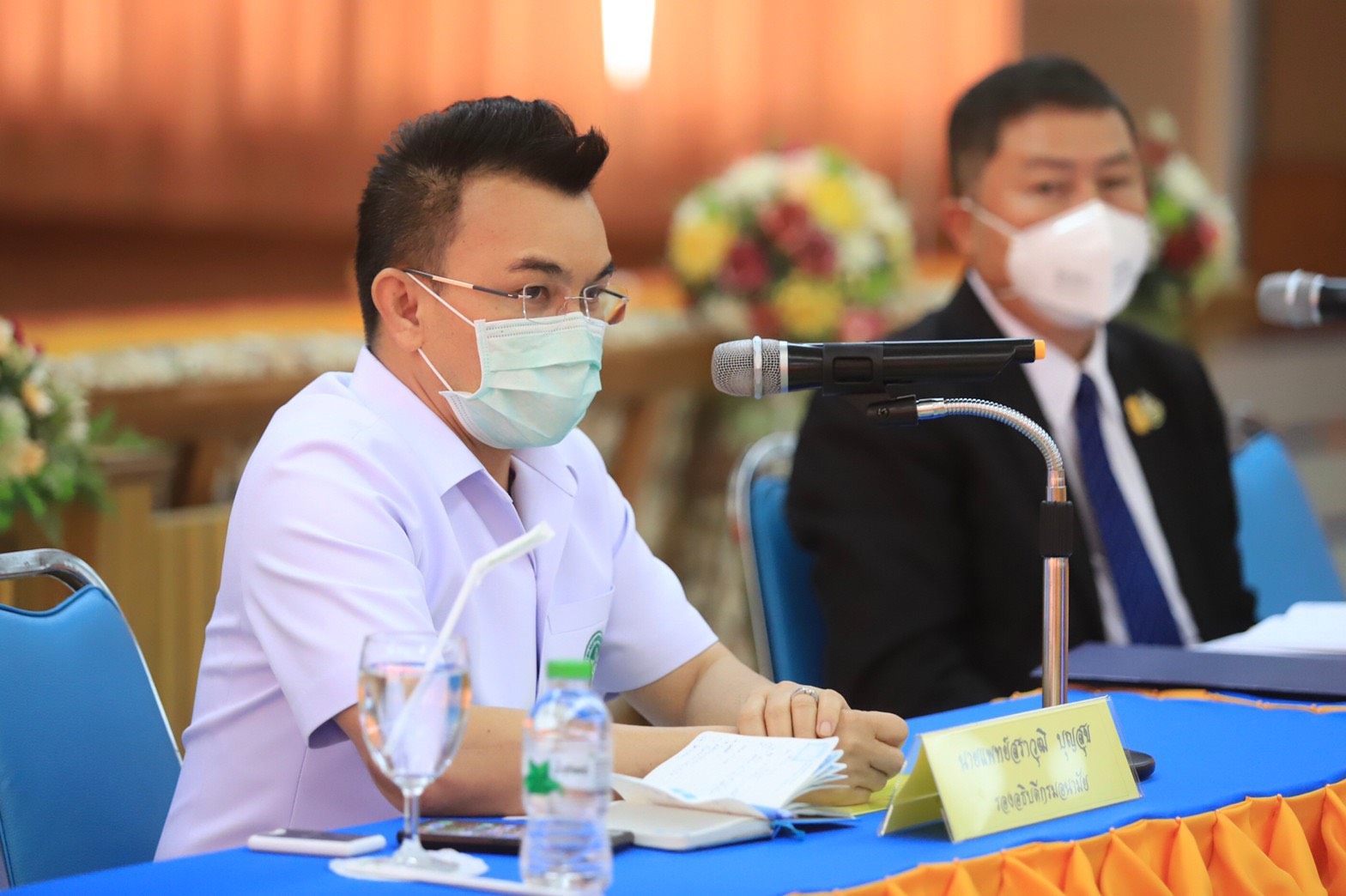 กรมอนามัย กระทรวงสาธารณสุข หนุนใช้แพลตฟอร์ม Thai Stop COVID plus ประเมินตนเอง ของสถานศึกษา พร้อมคุมเข้ม 6 มาตรการหลัก 6 มาตรการเสริม รับมือโควิด - 19 ระลอกใหม่ในสถานศึกษา เน้นย้ำมาตรการบริหารจัดการความสะอาด และการเว้นระยะห่างบนรถรับส่งนักเรียน กรมอนามัย กระทรวงสาธารณสุข หนุนใช้แพลตฟอร์ม Thai Stop COVID plus ประเมินตนเอง ของสถานศึกษา พร้อมคุมเข้ม 6 มาตรการหลัก 6 มาตรการเสริม รับมือโควิด - 19 ระลอกใหม่ในสถานศึกษา เน้นย้ำมาตรการบริหารจัดการความสะอาด และการเว้นระยะห่างบนรถรับส่งนักเรียน