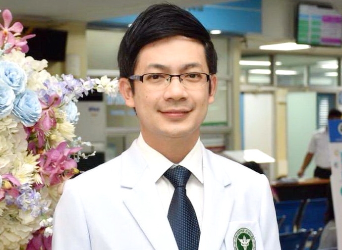 โรงพยาบาลสวนปรุง บริการฉีดวัคซีนไปแล้วกว่า 2,000 ราย พร้อมให้บริการชาวตำบลหายยา ตำบลพระสิงห์ ตำบลแม่เหียะ และผู้ที่ลงทะเบียนผ่าน “หมอพร้อม” ให้ได้รับการฉีดวัคซีนเร็วที่สุด โรงพยาบาลสวนปรุง บริการฉีดวัคซีนไปแล้วกว่า 2,000 ราย พร้อมให้บริการชาวตำบลหายยา ตำบลพระสิงห์ ตำบลแม่เหียะ และผู้ที่ลงทะเบียนผ่าน “หมอพร้อม” ให้ได้รับการฉีดวัคซีนเร็วที่สุด