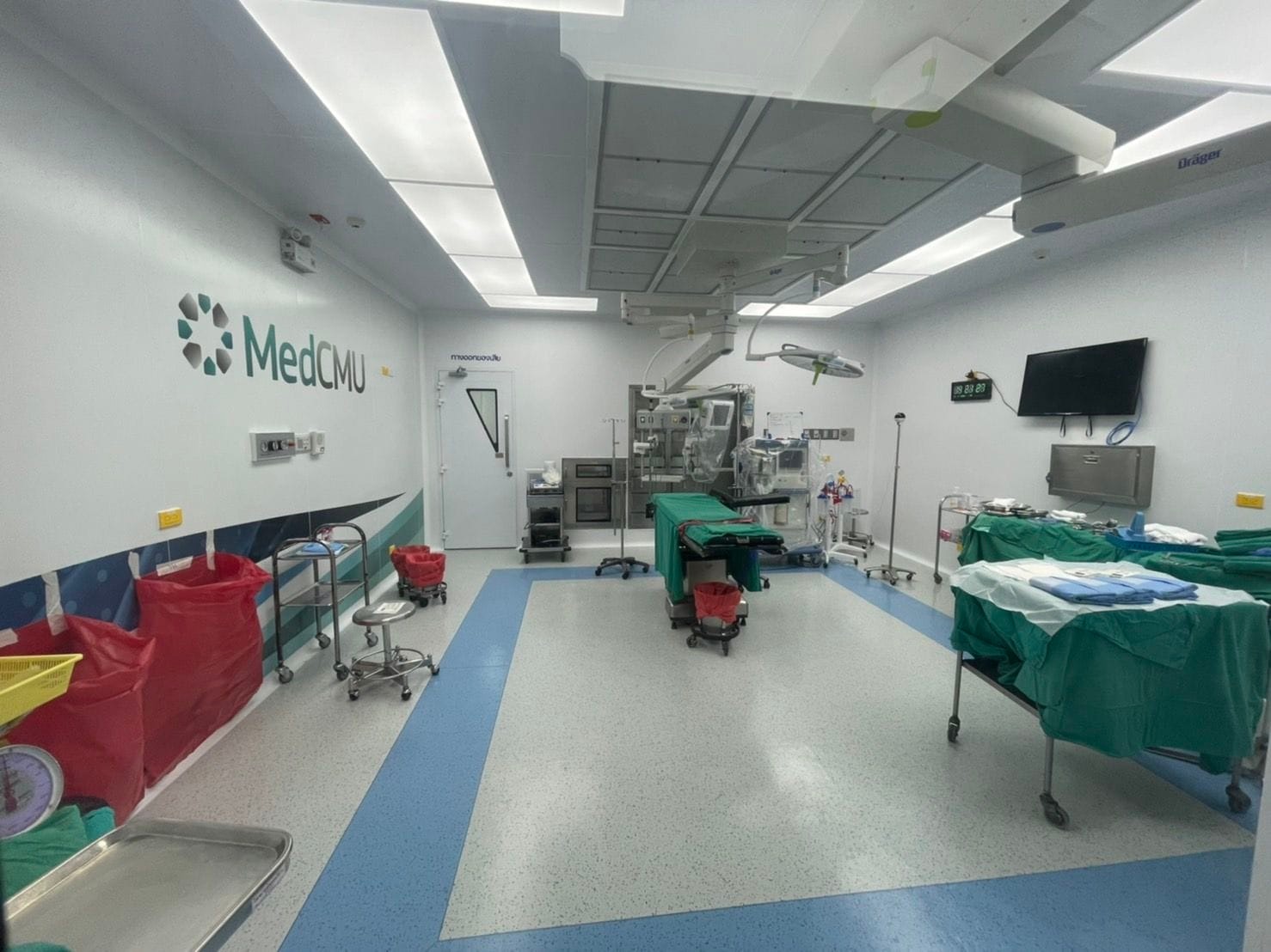 รพ.สวนดอก ปรับปรุงห้องผ่าตัดความดันลบใหม่ แม่ท้องติดโควิด-19 เข้าใช้บริการแล้วรายแรก รพ.สวนดอก ปรับปรุงห้องผ่าตัดความดันลบใหม่ แม่ท้องติดโควิด-19 เข้าใช้บริการแล้วรายแรก