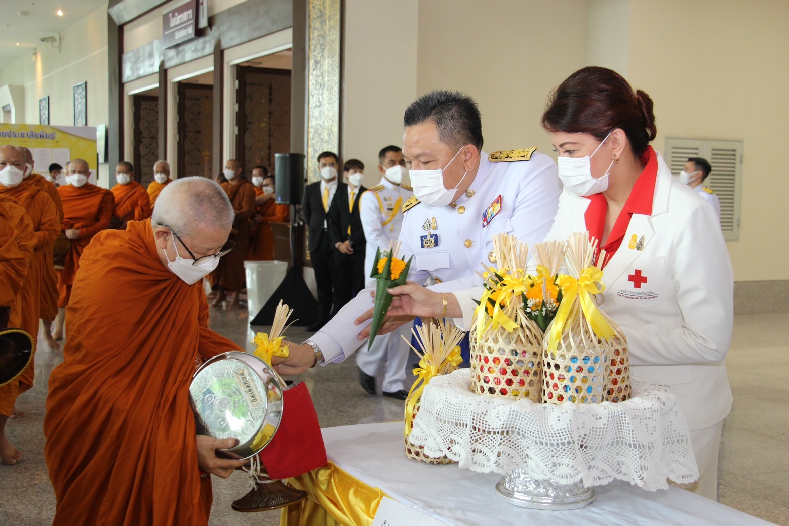 ผู้ว่าราชการจังหวัดเชียงใหม่ นำพสกนิกรร่วมพิธีทำบุญตักบาตรถวายเป็นพระราชกุศล เนื่องในโอกาสวันเฉลิมพระชนมพรรษา พระบาทสมเด็จพระเจ้าอยู่หัว 28 กรกฎาคม 2566 ผู้ว่าราชการจังหวัดเชียงใหม่ นำพสกนิกรร่วมพิธีทำบุญตักบาตรถวายเป็นพระราชกุศล เนื่องในโอกาสวันเฉลิมพระชนมพรรษา พระบาทสมเด็จพระเจ้าอยู่หัว 28 กรกฎาคม 2566