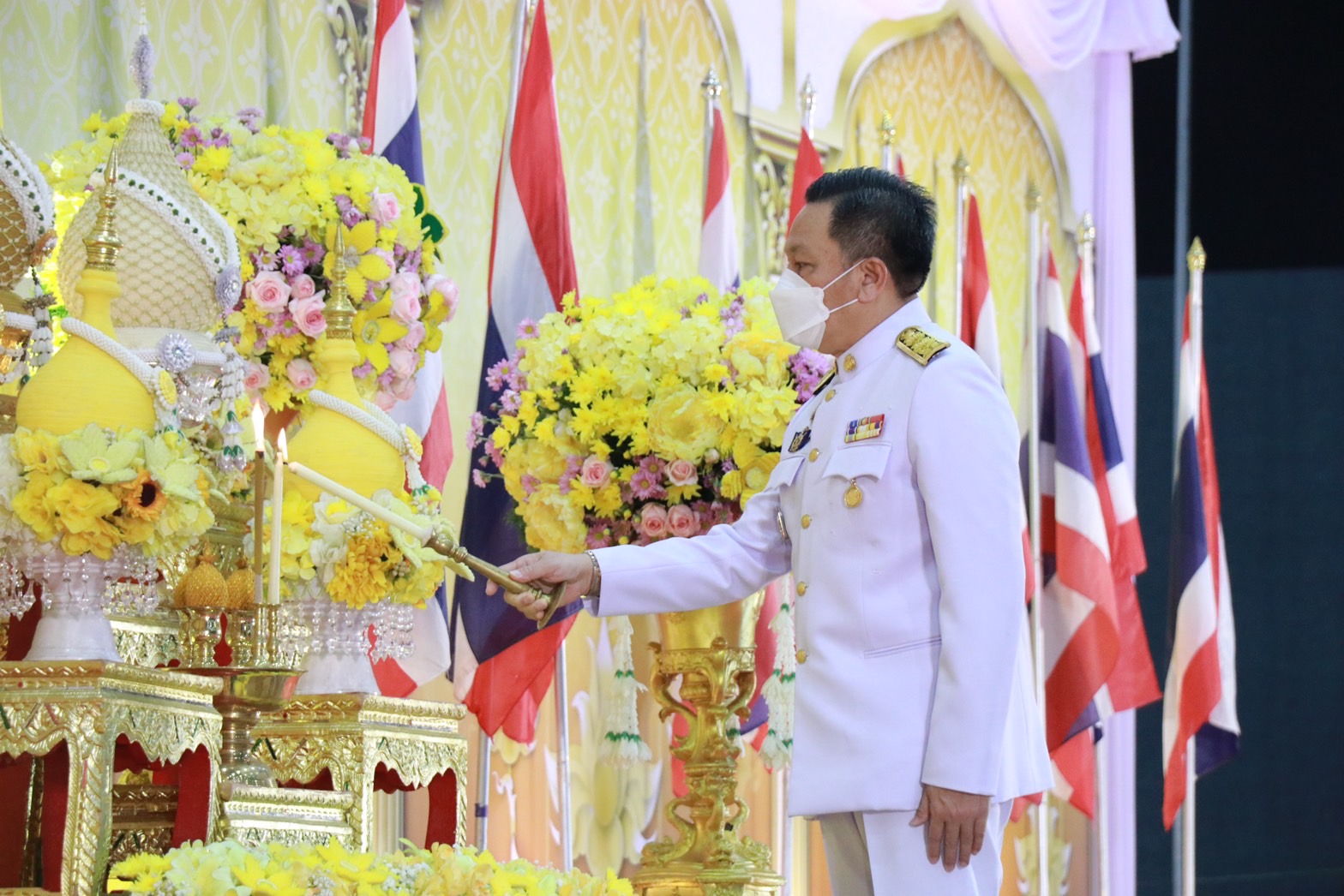 เชียงใหม่ จัดพิธีทำบุญตักบาตร และวางพานพุ่ม 5 ธันวาคม 2566 เชียงใหม่ จัดพิธีทำบุญตักบาตร และวางพานพุ่ม 5 ธันวาคม 2566