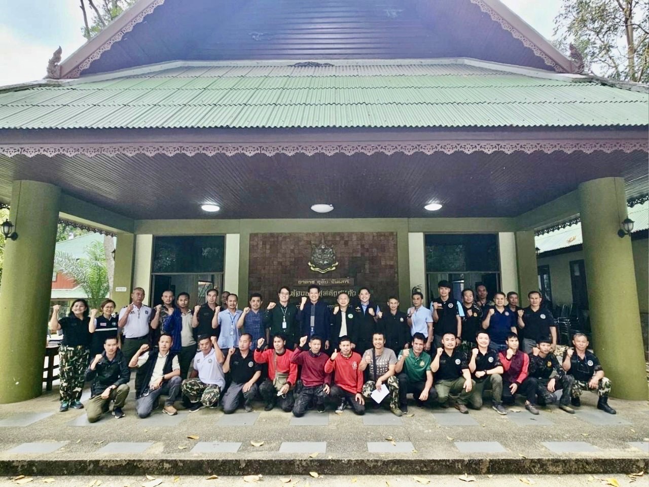 รองผู้ว่าฯ เชียงใหม่ พบปะเจ้าหน้าที่และอาสาดับไฟของจังหวัดเชียงใหม่ ในการตรวจสุขภาพเจ้าหน้าที่และอาสาดับไฟ รองผู้ว่าฯ เชียงใหม่ พบปะเจ้าหน้าที่และอาสาดับไฟของจังหวัดเชียงใหม่ ในการตรวจสุขภาพเจ้าหน้าที่และอาสาดับไฟ