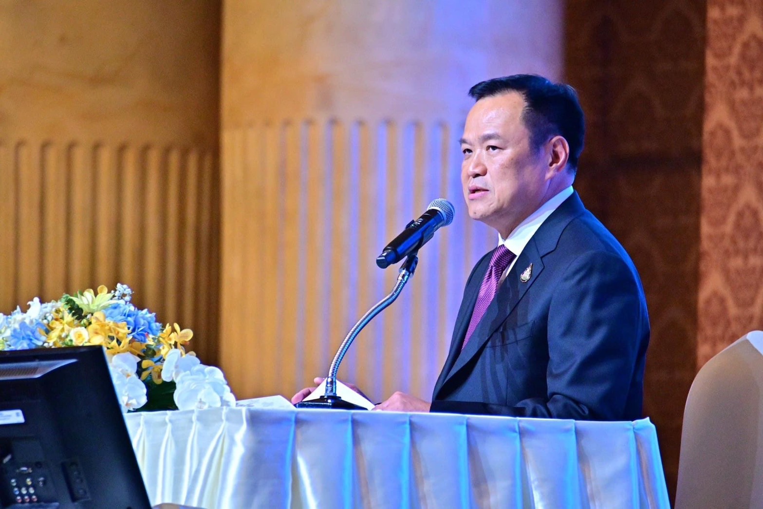 มท.1 มอบนโยบายการสนับสนุนการเลือกสมาชิกวุฒิสภา (สว.) ให้แก่ผู้ว่าราชการจังหวัด นายอำเภอทั่วประเทศ ย้ำทุกขั้นตอนต้องเป็นไปด้วยความโปร่งใส ตรวจสอบได้ ไร้ข้อผิดพลาดสร้างความเชื่อมั่นให้ประชาชน มท.1 มอบนโยบายการสนับสนุนการเลือกสมาชิกวุฒิสภา (สว.) ให้แก่ผู้ว่าราชการจังหวัด นายอำเภอทั่วประเทศ ย้ำทุกขั้นตอนต้องเป็นไปด้วยความโปร่งใส ตรวจสอบได้ ไร้ข้อผิดพลาดสร้างความเชื่อมั่นให้ประชาชน