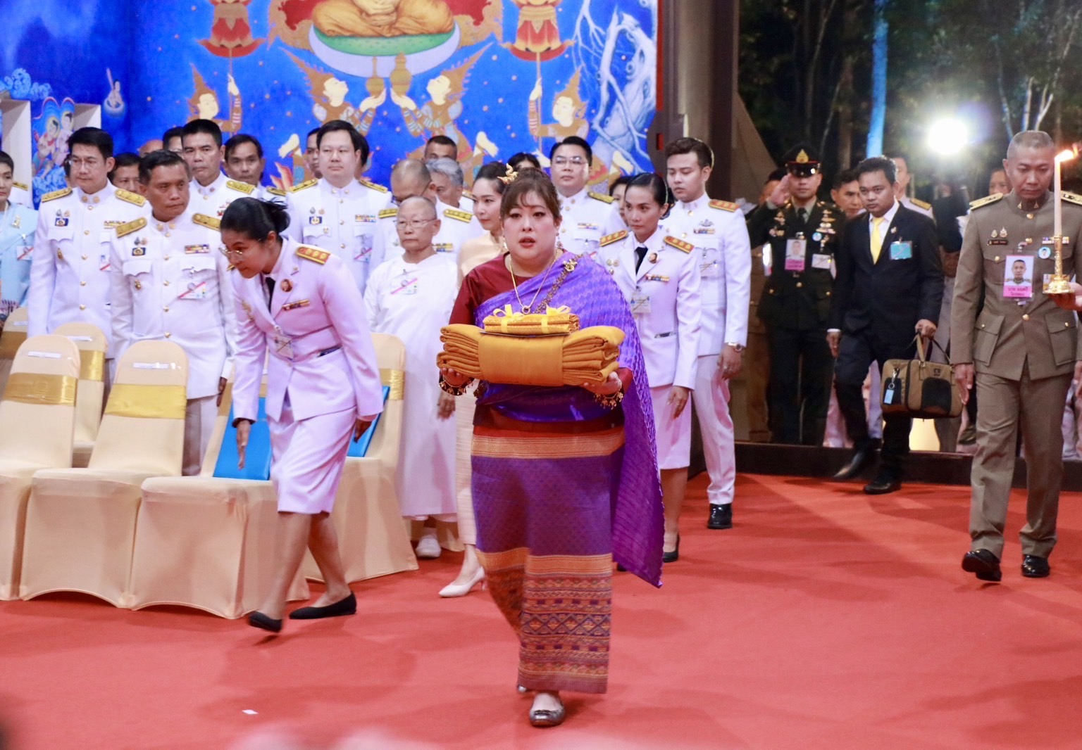 พระเจ้าวรวงศ์เธอ พระองค์เจ้าสิริภาจุฑาภรณ์ เสด็จฯ เป็นองค์ประธานถวายผ้าพระกฐินแด่พระสงฆ์จำพรรษากาลถ้วนไตรมาส ประจำปี 2567 ณ วัดธาราทิพย์ชัยประดิษฐ์ อำเภอแม่แตง จังหวัดเชียงใหม่ พระเจ้าวรวงศ์เธอ พระองค์เจ้าสิริภาจุฑาภรณ์ เสด็จฯ เป็นองค์ประธานถวายผ้าพระกฐินแด่พระสงฆ์จำพรรษากาลถ้วนไตรมาส ประจำปี 2567 ณ วัดธาราทิพย์ชัยประดิษฐ์ อำเภอแม่แตง จังหวัดเชียงใหม่