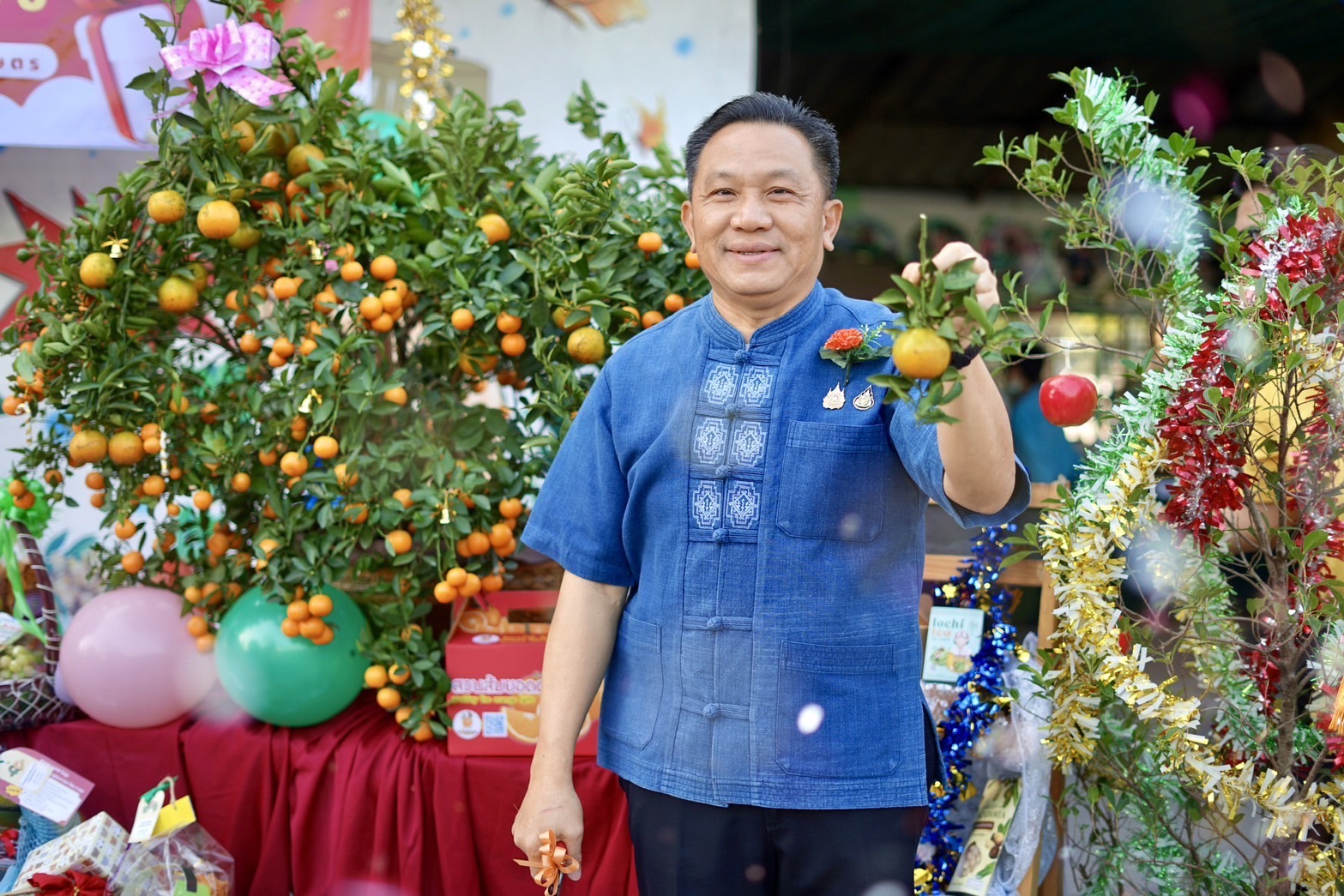 ผู้ว่าฯ เชียงใหม่ ชวนเลือกซื้อสินค้าเกษตร เป็นของขวัญปีใหม่ ผู้ว่าฯ เชียงใหม่ ชวนเลือกซื้อสินค้าเกษตร เป็นของขวัญปีใหม่